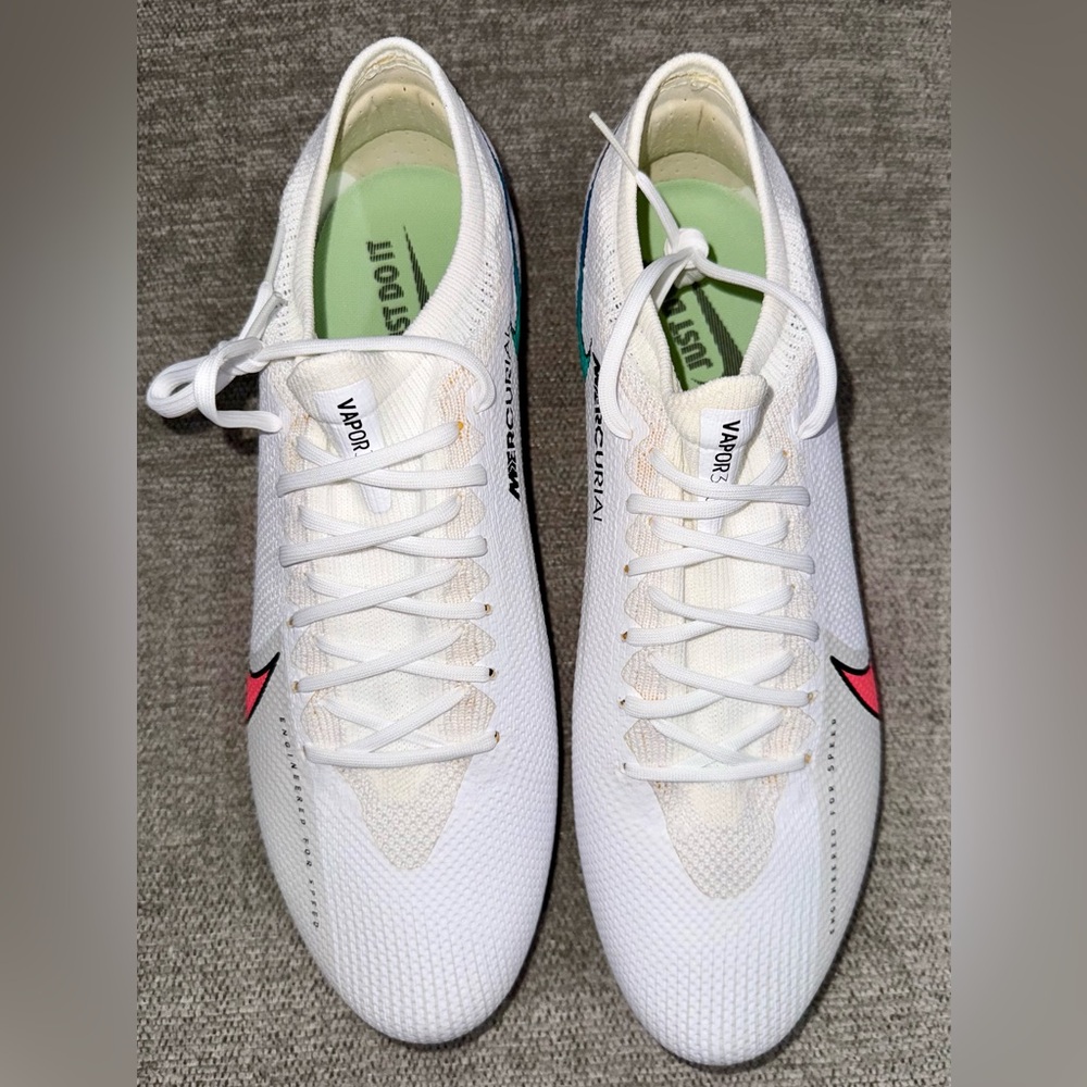 NEW Nike Mercurial Vapor 13 AT7901-163 Soccer Cleats - Picture 3 of 5